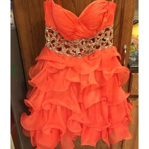 Mac Duggal prom dress